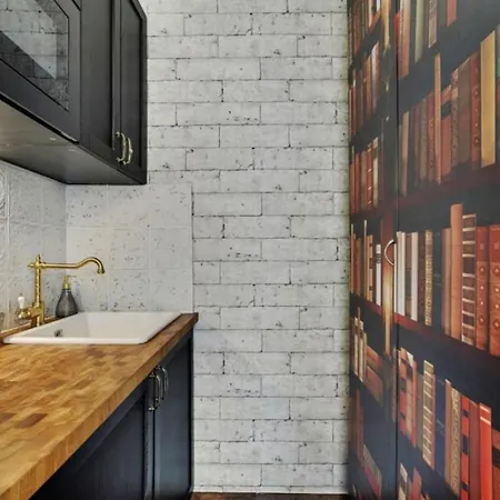 The Wizard's Studio! Apartment *